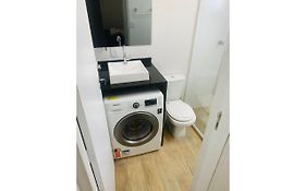132A - Studio Inteiro 132A